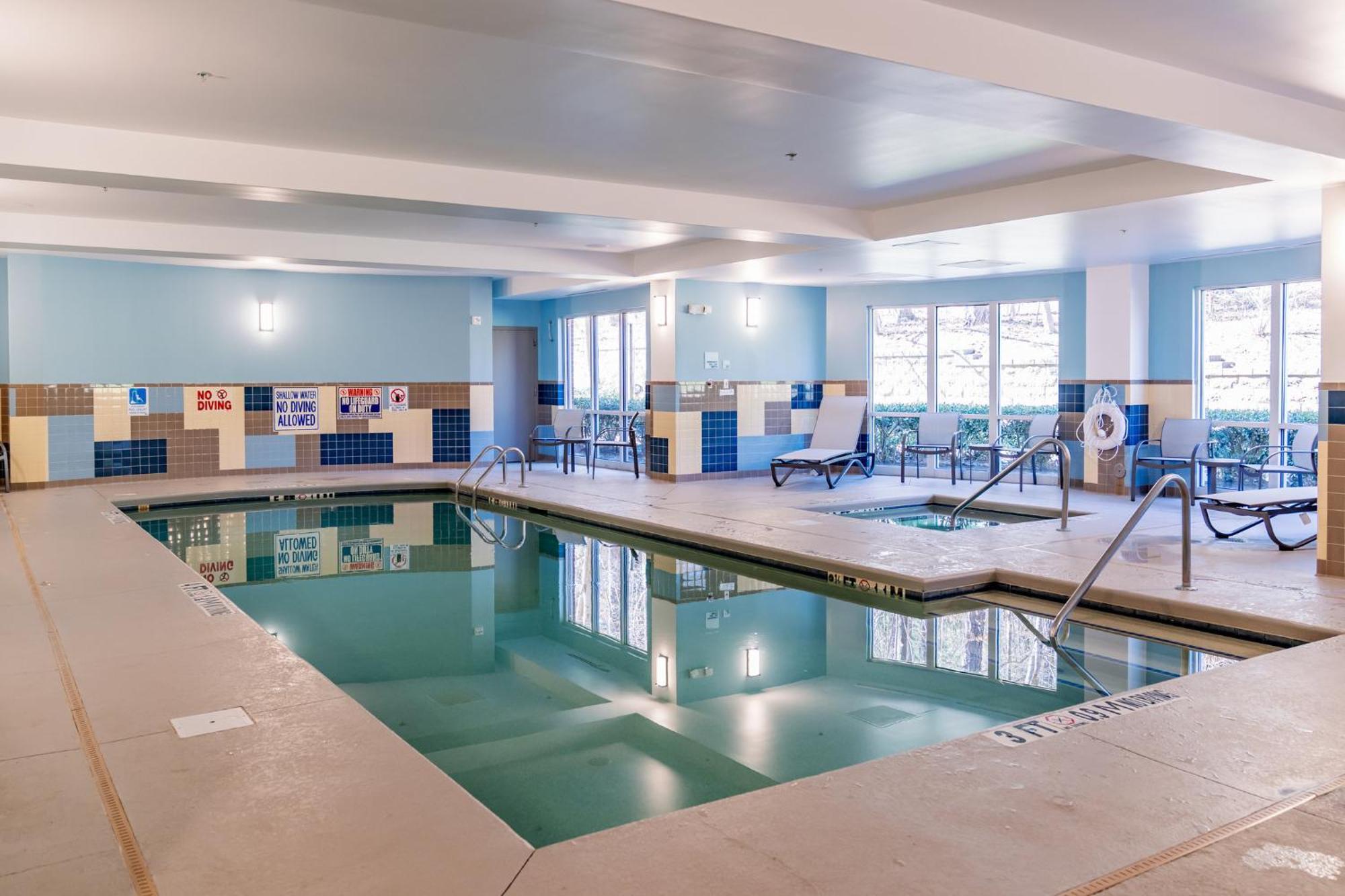 Holiday Inn Express Hotel Raleigh Southwest By Ihg Esterno foto