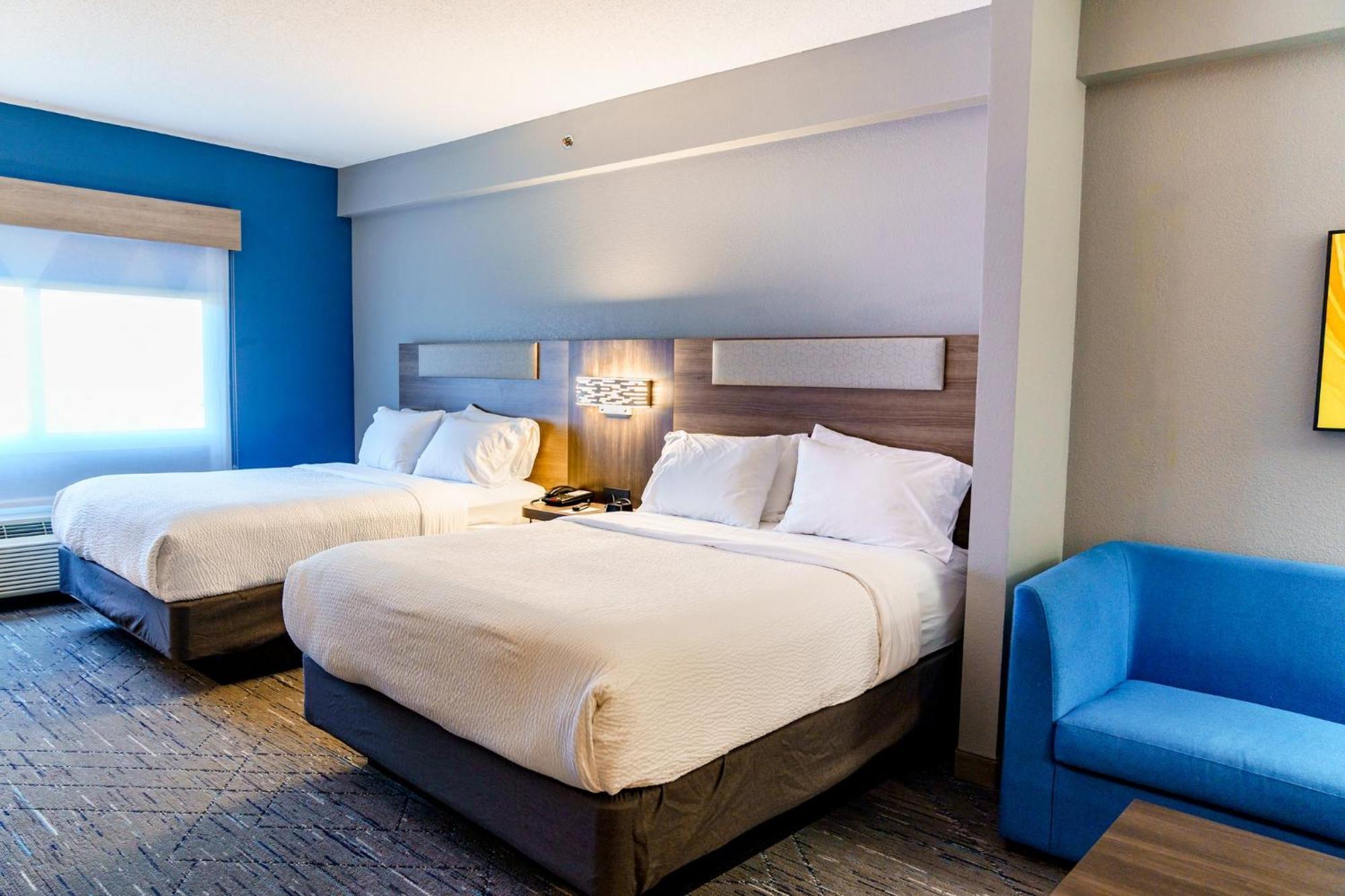 Holiday Inn Express Hotel Raleigh Southwest By Ihg Esterno foto