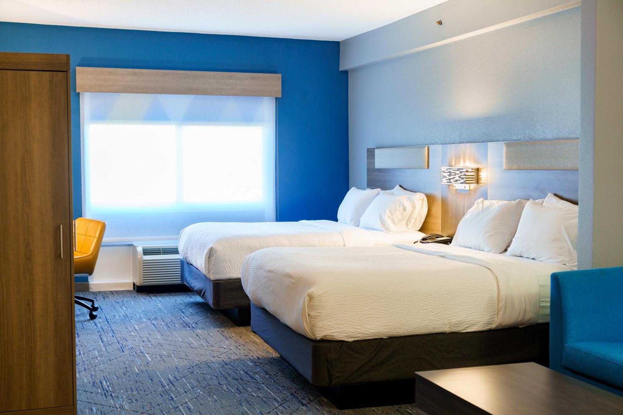 Holiday Inn Express Hotel Raleigh Southwest By Ihg Esterno foto
